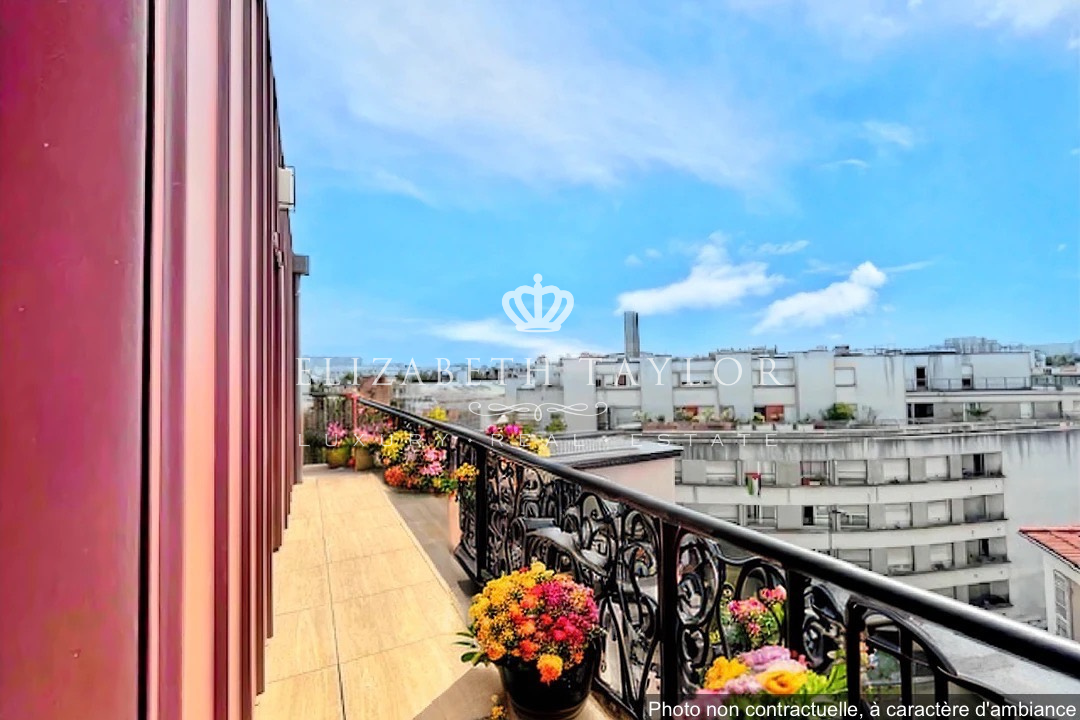 DUPLEX ROOFTOP - VUE PANORAMIQUE - ASCENSEUR - HYPER CENTRE MALAKOFF